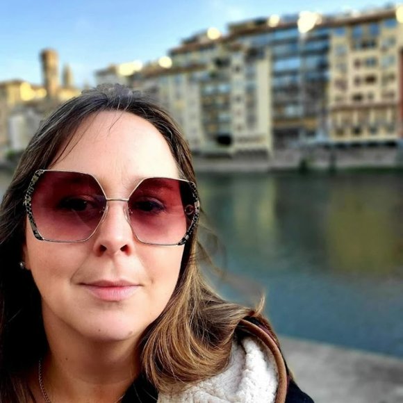 Meet your Posher, Jamie - Picture 1 of 1